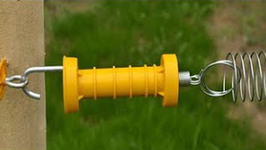 Электрическая пружина ручки ворот крюка арки забора внутри изолятора