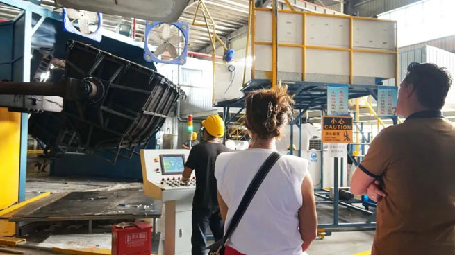 Warmly Welcome British Customers to Visit Terrui Factory Warmly Welcome British Customers to Visit Terrui Factory